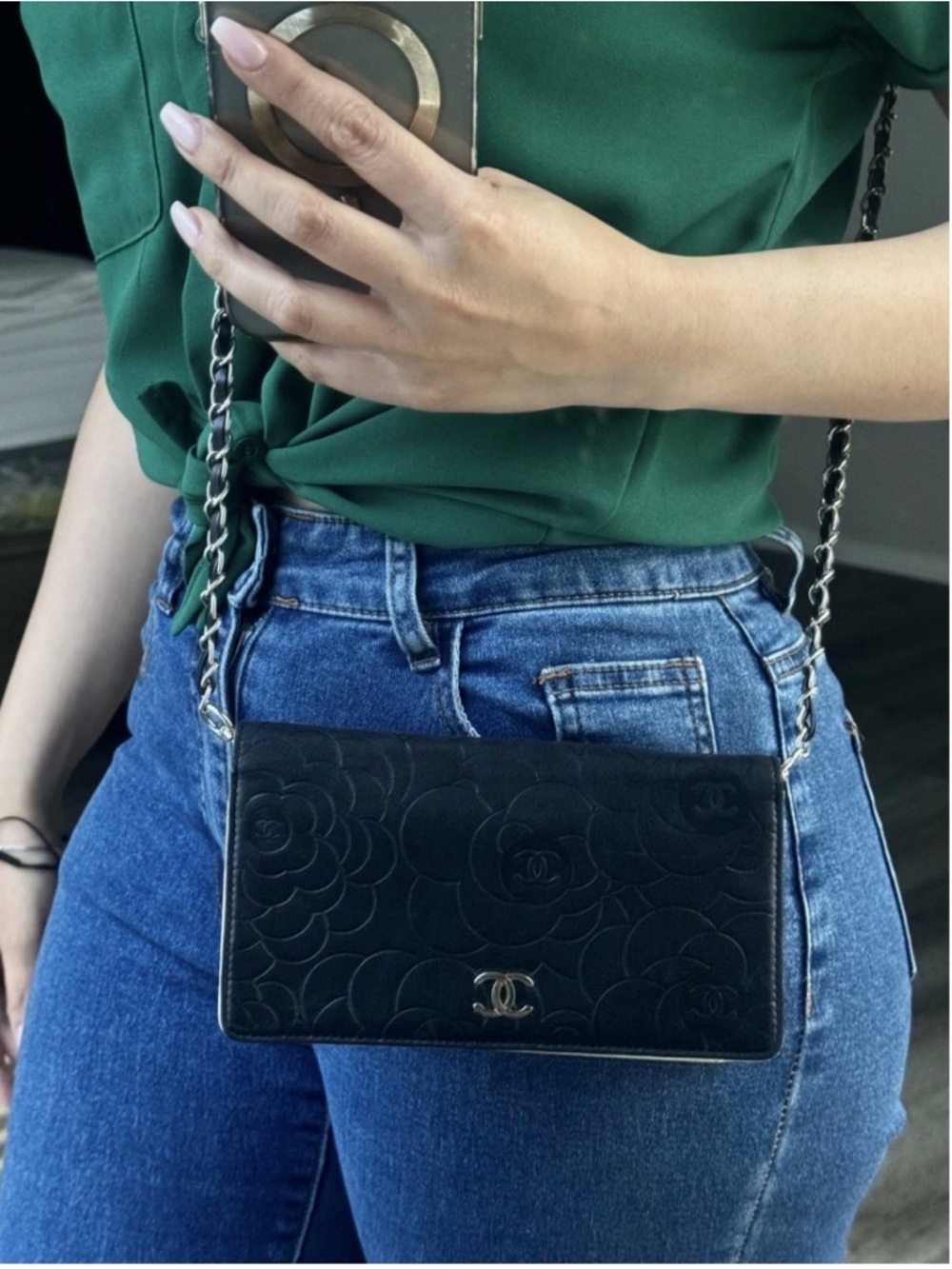 Authentic CHANEL Black Camellia Quilted Leather Shoulder Bag with Chain Strap - Picture 11 of 12
